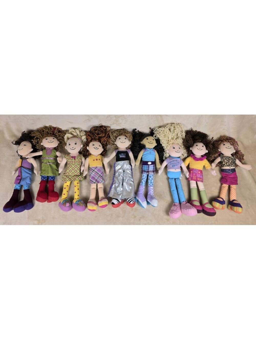 Groovy Girls Lot of 9 Dolls  Moped Manhattan Toys Retro Y2K